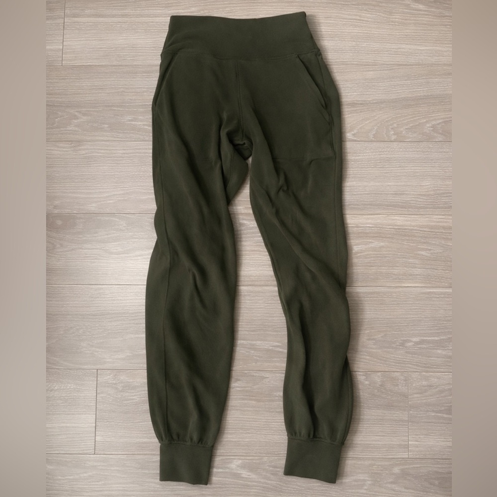 Lululemon Align Joggers - Olive Green